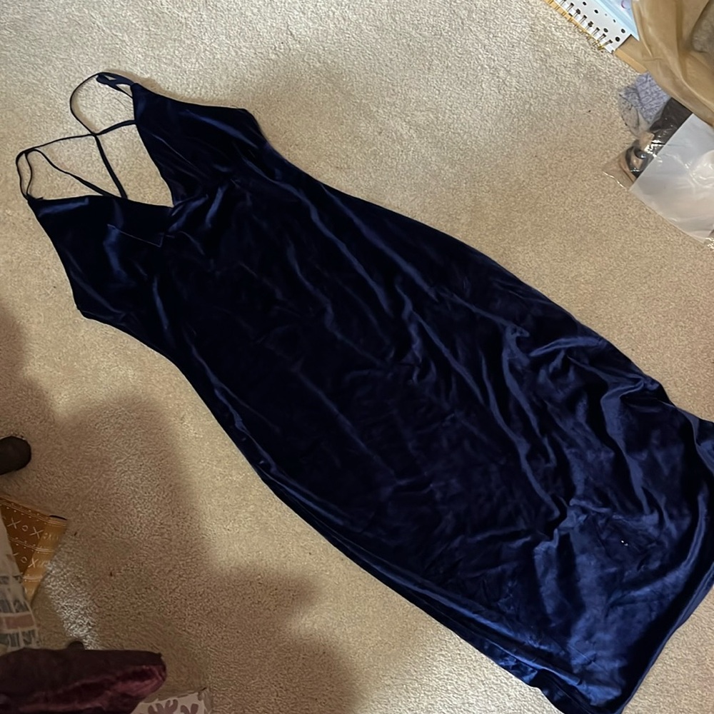 Dark blue velvet strappy evening dress